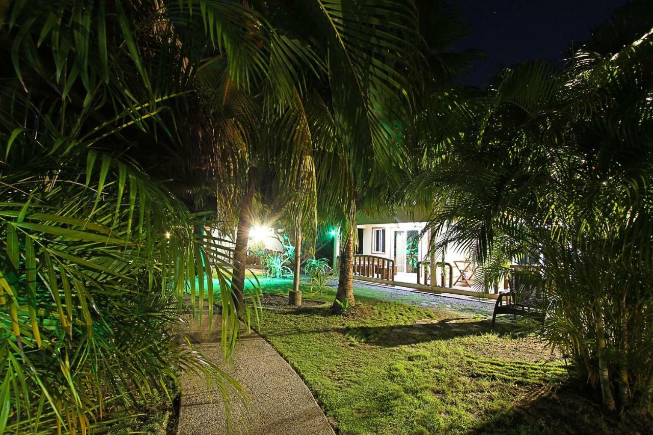 Thalatta Resort Zamboanguita  Экстерьер фото